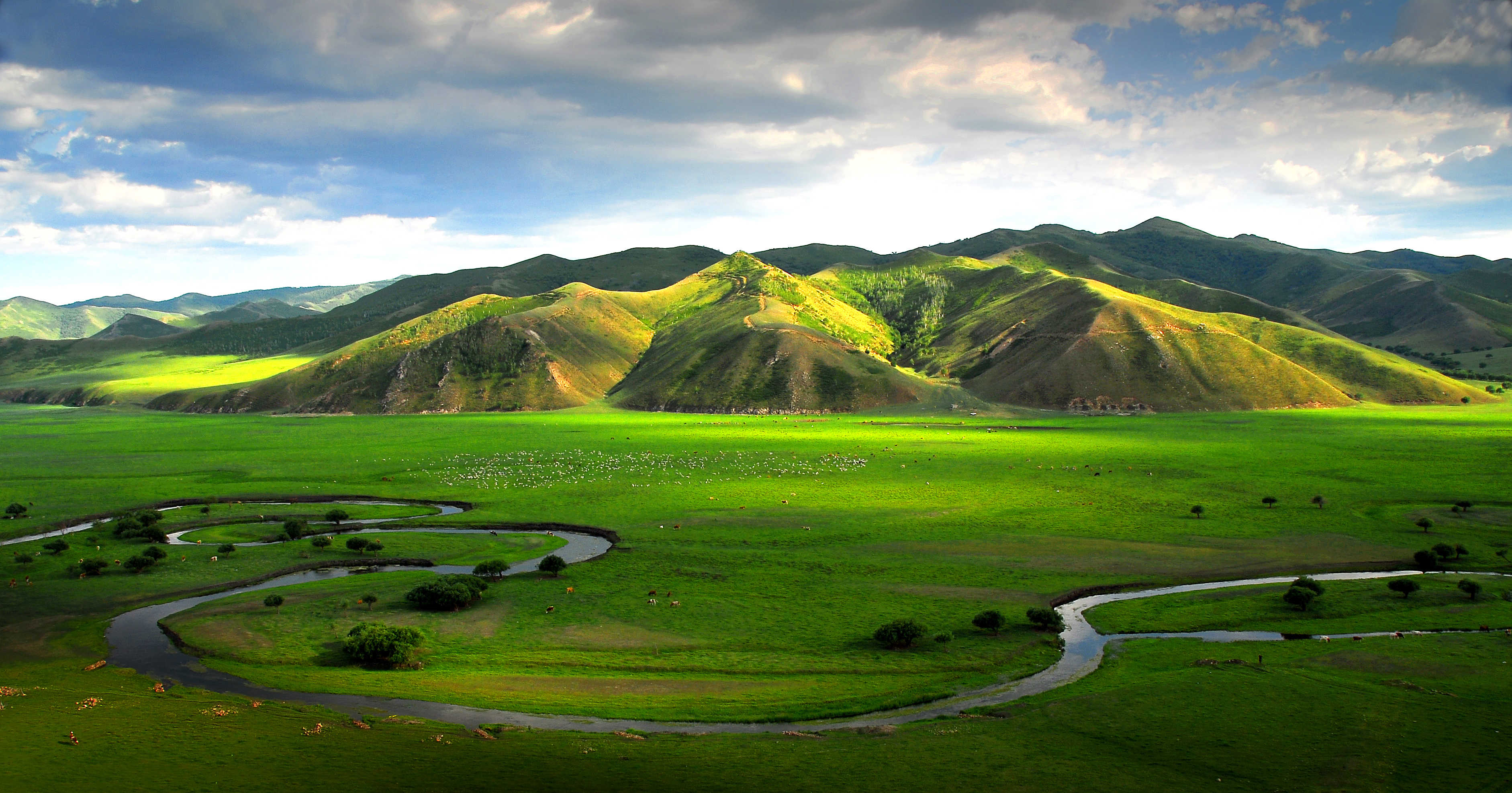 兴安盟——夏季的兴安盟天蓝地绿水清
